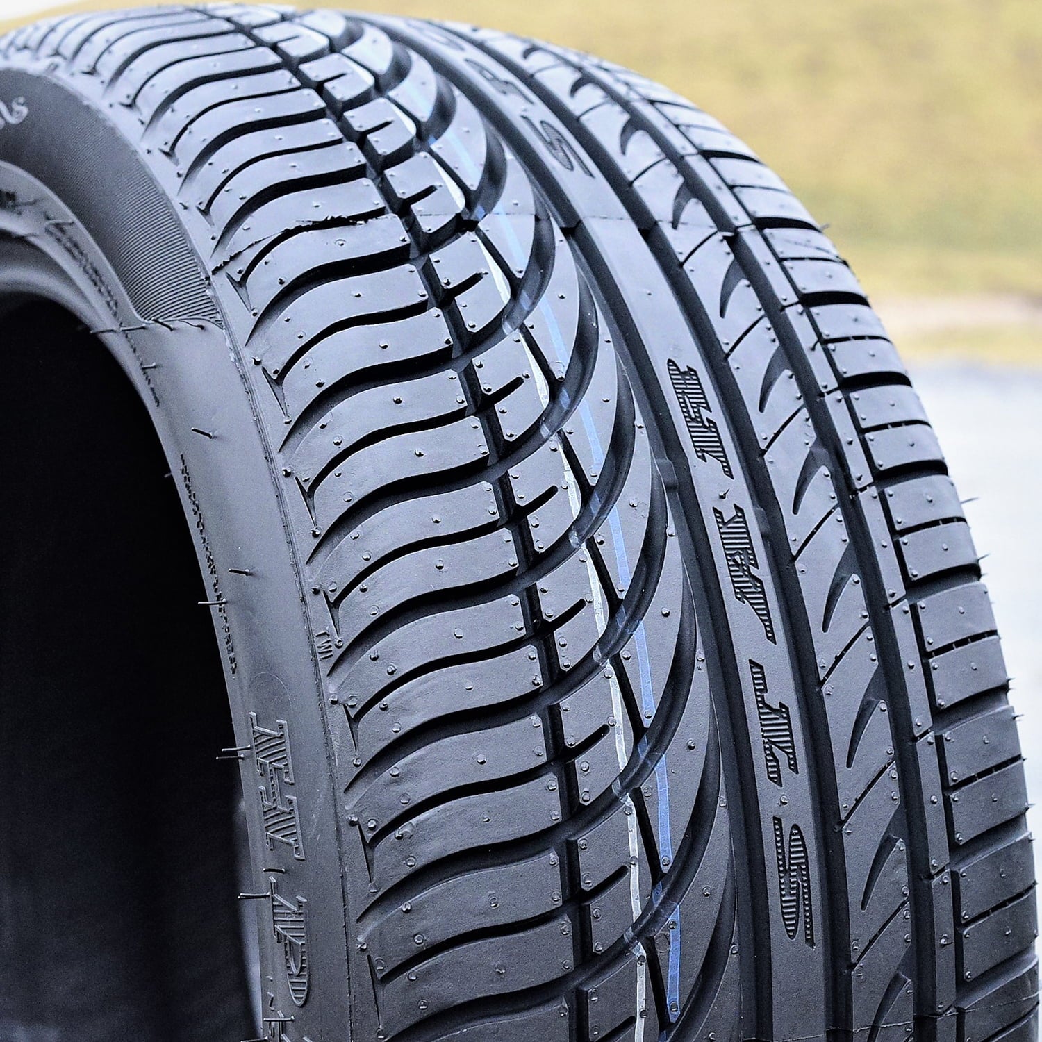 Set of 4 Fullway HP108 205/70R15 96H Performance a/s All Season Tires